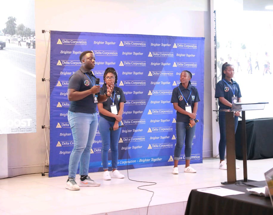 nustzim's tweet photo. 2/3 The NUST team's project dubbed "Project Qaphela," involves a sophisticated device that integrates advanced alcohol detection and driver fatigue monitoring technologies. #AboveTheInfluence #Enactus
#OurstudentsOurPride
#StudyatNUST
#Thinkinotherterms https://t.co/X9uLnGrfGs