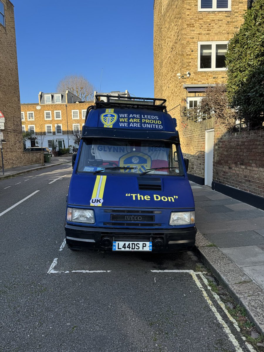 To the owner of this van parked within a stone’s throw of Stamford Bridge, I salute you! #LUFC