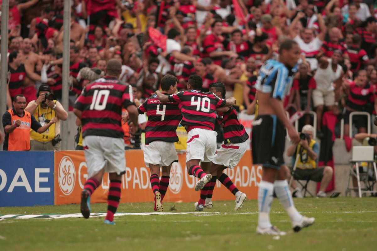 Flamengo's tweet photo. O GOL DO HEXA! ❤️🖤

Hoje celebramos o ídolo Ronaldo Angelim! 

#CRF 

📸 Gilvan de Souza https://t.co/fTYWF44waA
