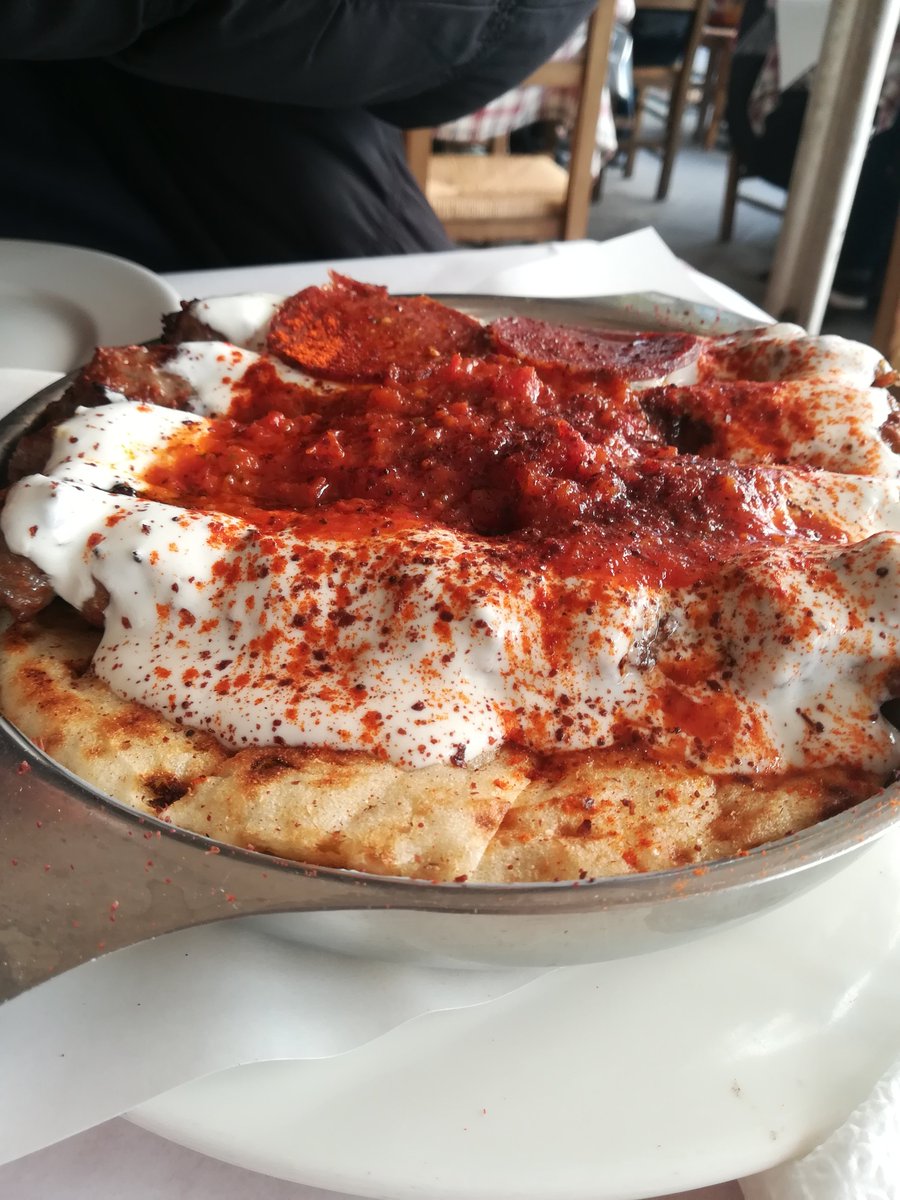 Στην υγεία μας ρε παιδγια