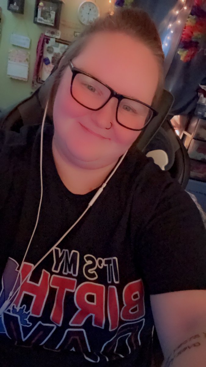 ITS MY BIRTHDAY!!!! Let’s stream alll day!! Come say hey!!!! 

Twitch.tv/bravingwarrior