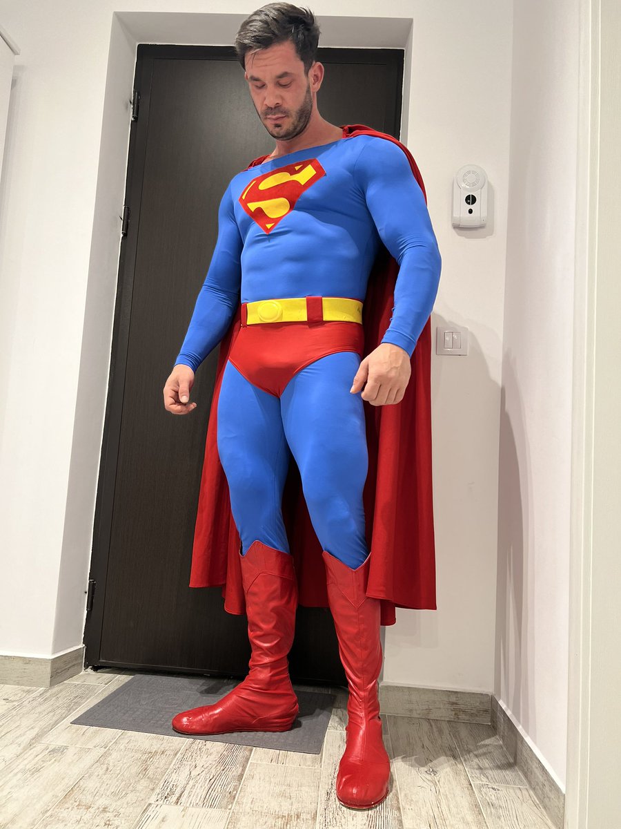 MasterLukCage1's tweet photo. Do you enjoy my photos? ‼️ #superman https://t.co/Td9eODeInM