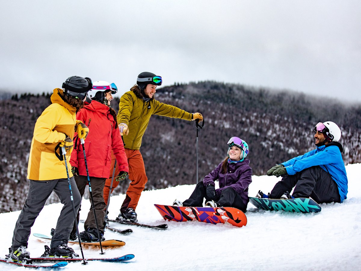 It's time to round up your crew. 😎 The final chance to buy a Pass before they go off sale is December 2! Only planning a few days on the slopes? Build your own Epic Day Pass and save up to 50% compared to lift tickets. 

bit.ly/4cLKwrZ

#huntermountain