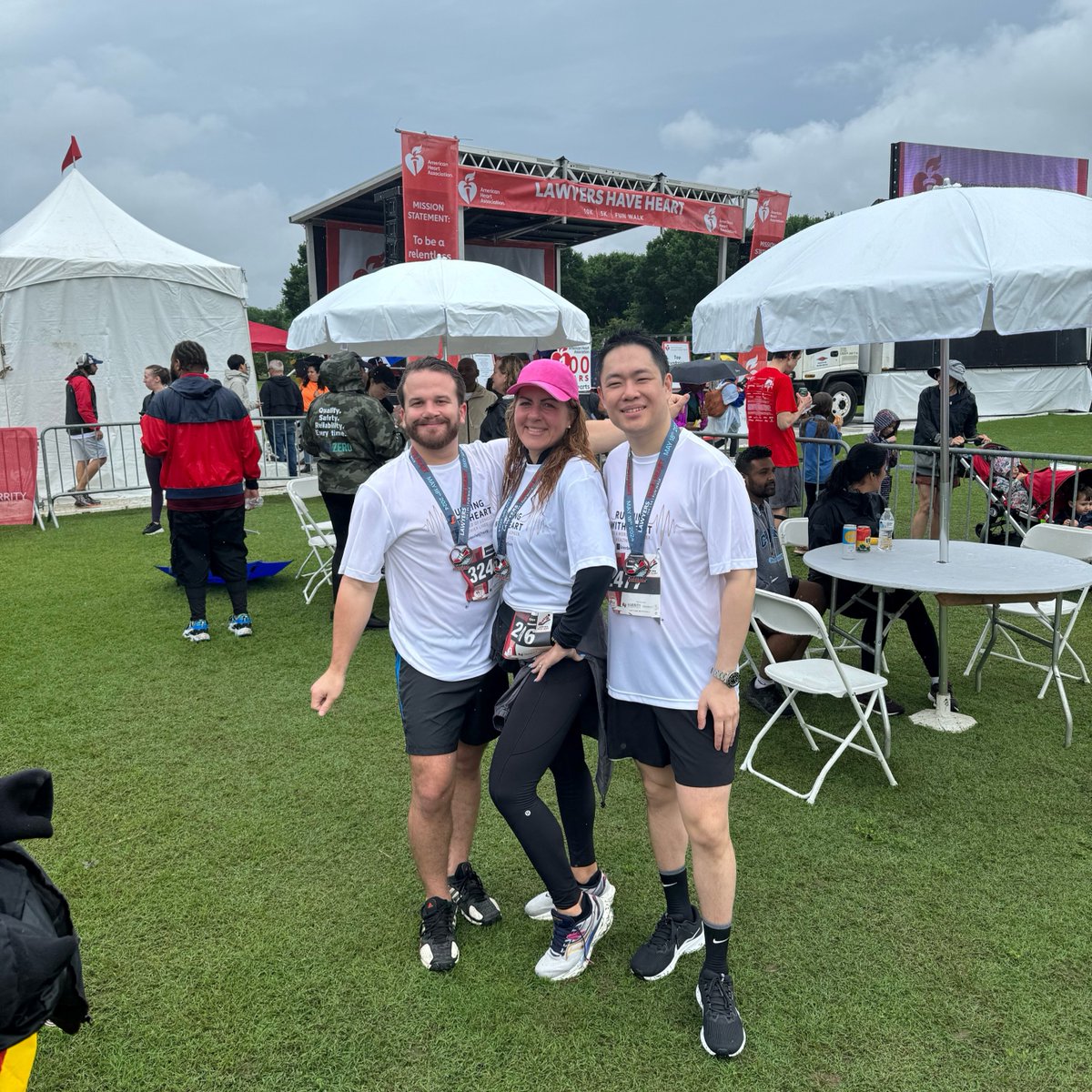 GTLawCares's tweet photo. Attorneys and staff from #GTNorthernVirginia & #GTWashingtonDC joined the 2024 Lawyers Have Heart run/walk in May. 👟
GT was proud to sponsor this event which raised funds for the @American_Heart, supporting lifesaving research and training. ❤️
#GTGives #10DaysOfGiving https://t.co/73cpoKJQwf