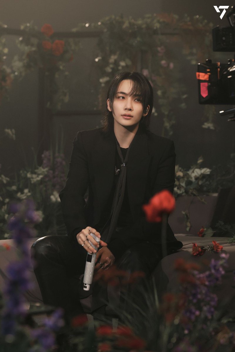 #JEONGHAN #세븐틴 #정한 #ジョンハン #SEVENTEEN <a href="/pledis_17/">세븐틴(SEVENTEEN)</a>