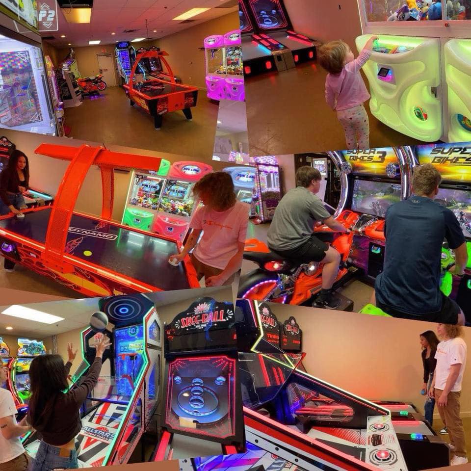 Weeknight fun for the family! Get a $5 game card with a purchase of any kid’s meal, Monday-Thursday, 5pm-8pm. Restaurant Only! Eat, play, repeat! 🎮 👨‍👩‍👧‍👦 #KidFriendlyFun #PlayAndDine #FamilyNightAtForestView #GameCardSpecial  #Forestview