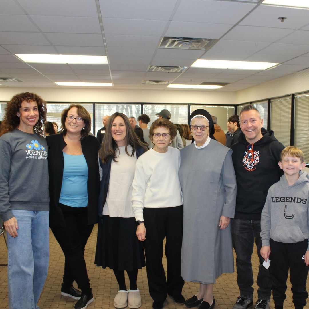 JFNNJ's tweet image. Thank you for an incredible 27th Annual Mitzvah Day! Over 200 community members joined Federation to give back through acts of kindness, helping those in need locally and globally.
