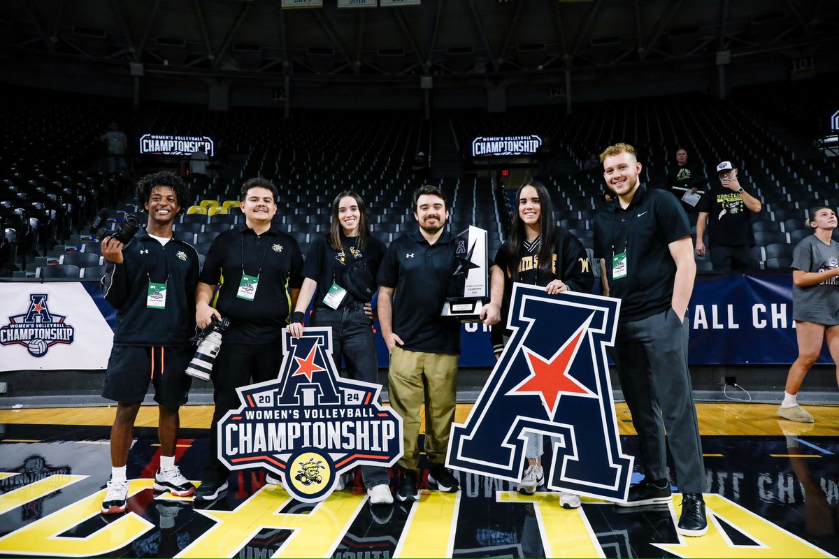 BrianRBarnes's tweet photo. Goin’ dancing sounds fun 🏆 https://t.co/2Ufx13Cct6
