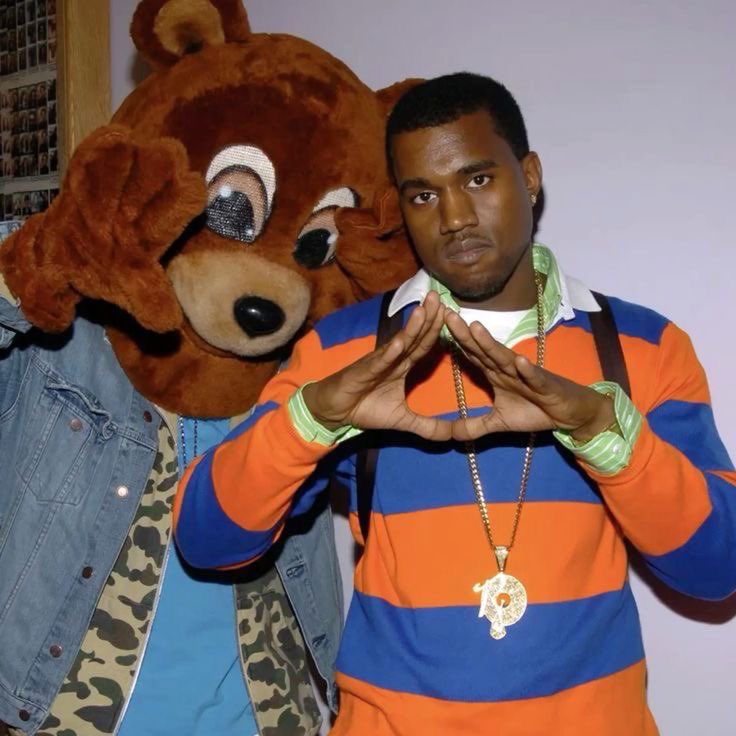 Man trying to be relevant again Kanye West copied Kibum’s iconic well known hand pose from Gasoline