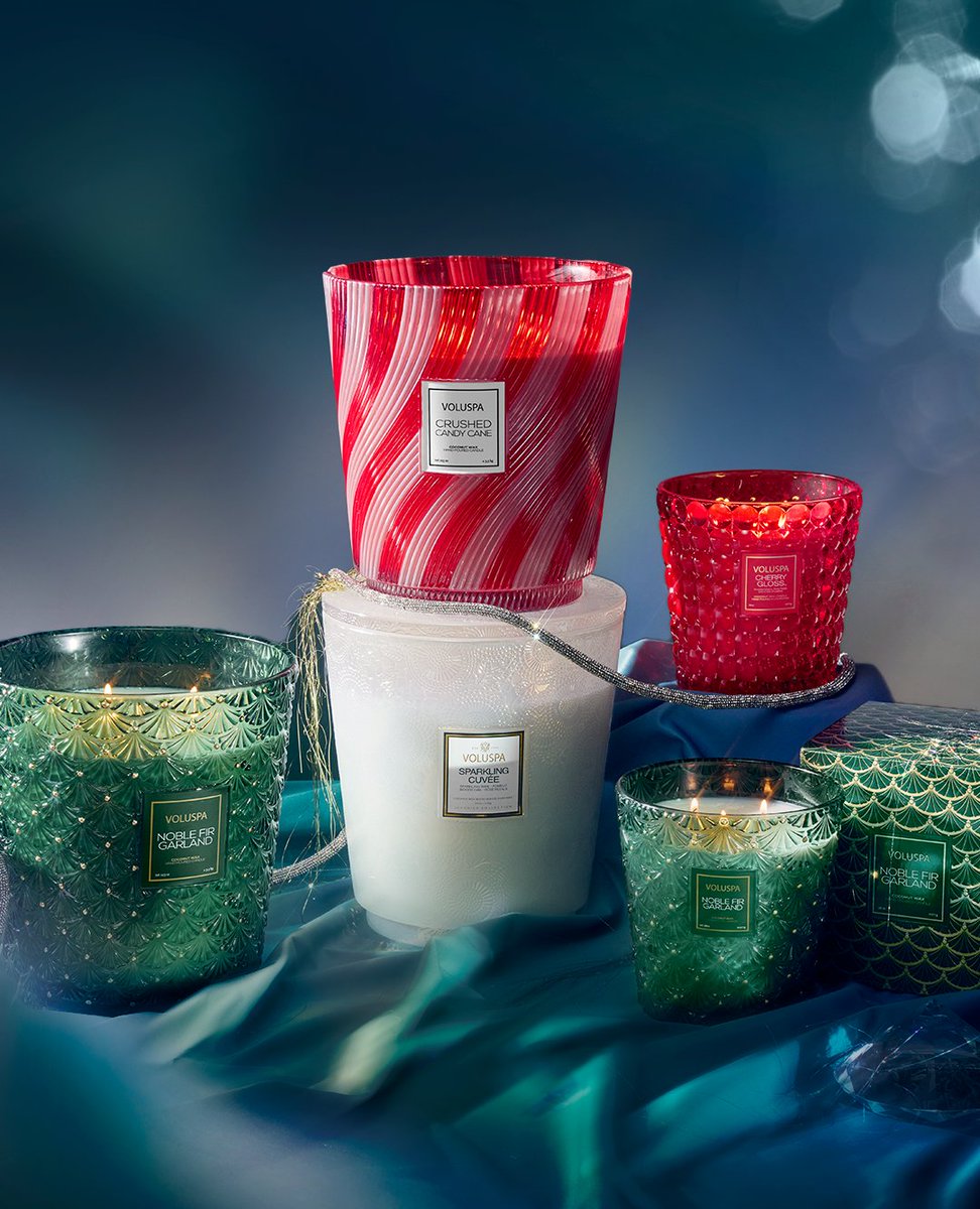 More wicks, more warmth!✨ Statement 5 Wick Hearth Candles are the perfect gift for the home décor enthusiasts in your life. Save 20% off during our biggest sale of the year. bit.ly/4hkcpuq

#blackfridaysale