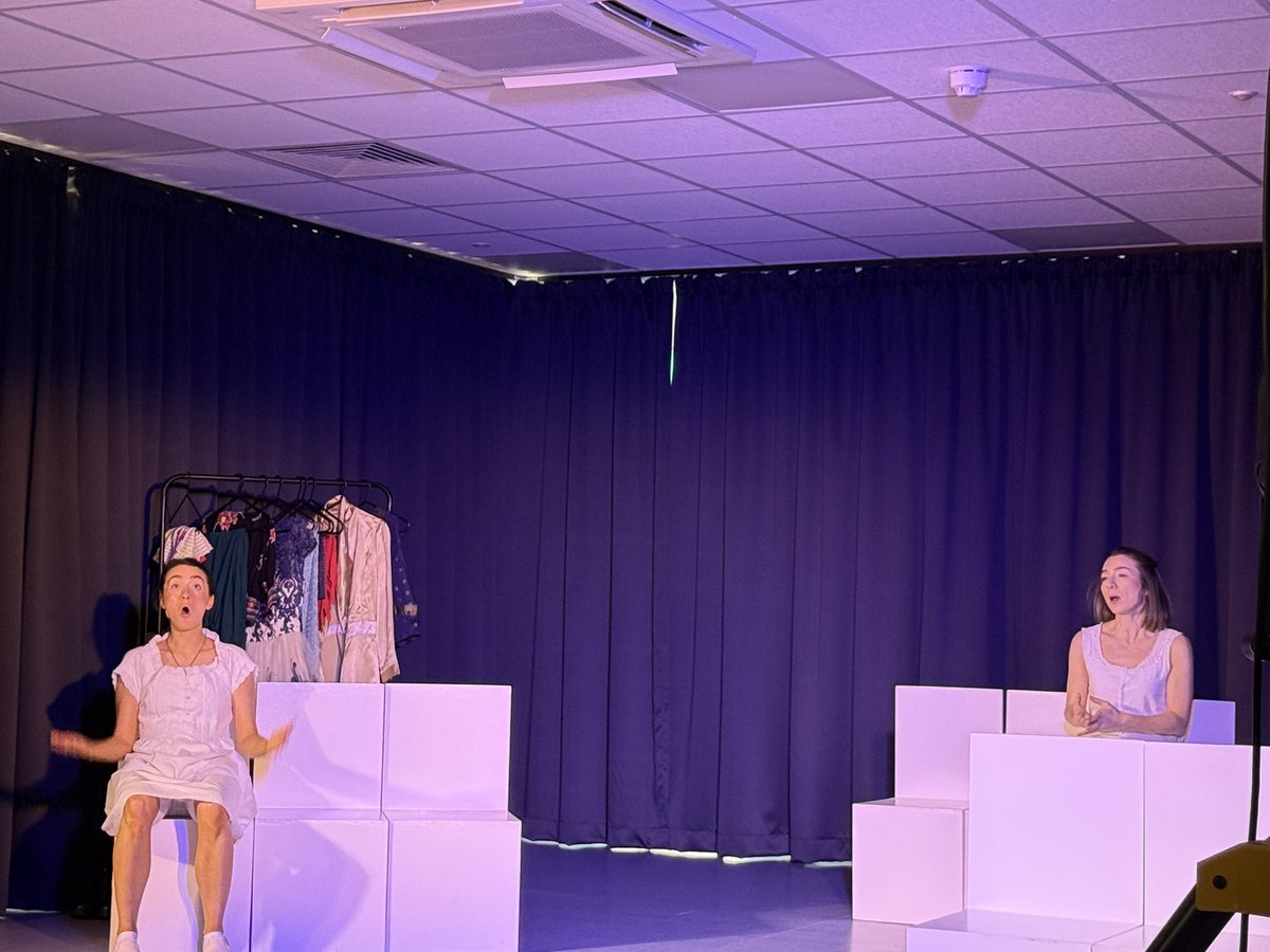 spxdrama's tweet photo. Thank you to Commedia of Errors Theatre Company and the fabulous Calla, Catherine and Noleen who brought Shakespeare’s Women to St. Pius X College today. We were blown away- what a way to spend a day… live theatre in our own classroom! @spxcollege https://t.co/HBm4lT6kk0