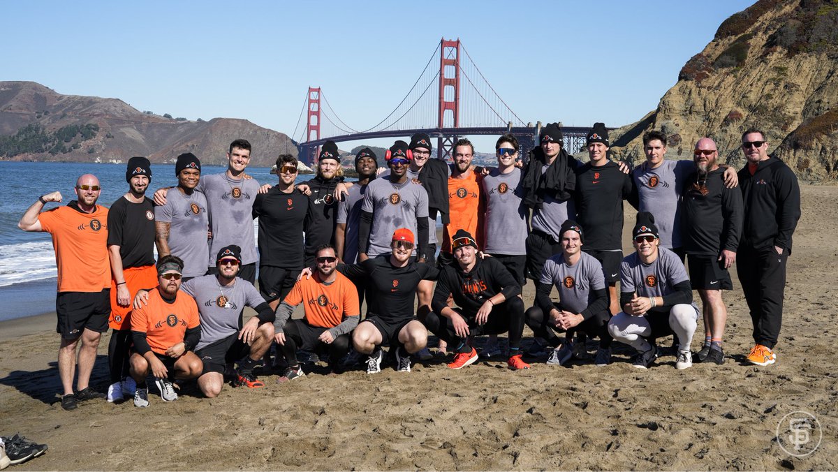 MiLB's tweet photo. At fall camp, #SFGiants prospects get a taste of the big leagues.

But it's also a chance to connect with the community: https://t.co/Et1ppjTA2m https://t.co/o7YgsVFR6z