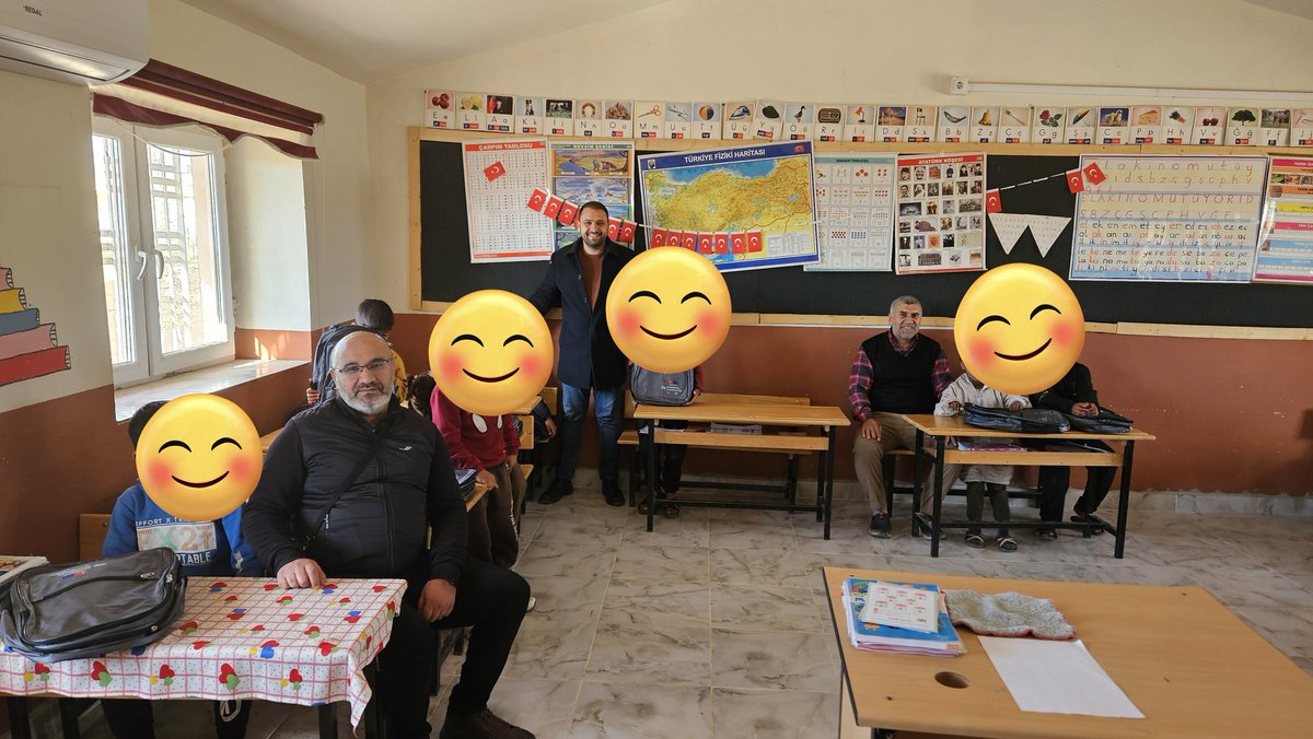 Kardeş okulumuz Hayret İlkokulunu ziyaret ettik. Minik öğrencilerimize hediyeler verdik.
Okul öğretmenine ve güler yüzlü öğrencilerine misafirperverlikleri için teşekkür ederiz.
<a href="/sanliurfammem63/">Şanlıurfa İl Milli Eğitim Müdürlüğü</a> <a href="/EyyubiyeMem63/">Eyyübiye İlçe Milli Eğitim Müdürlüğü</a>