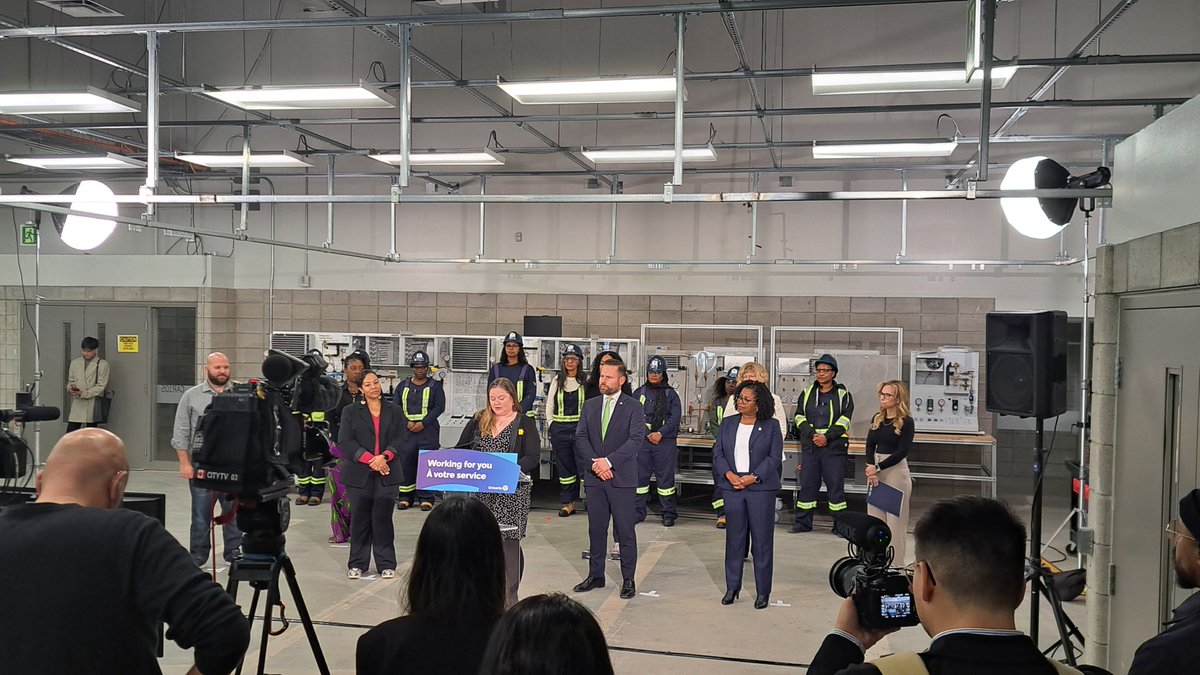 Minister <a href="/DavidPiccini/">David Piccini</a> announced a new 27-week long-term illness leave for Ontario workers today. Ontarians with Crohn's and colitis who need time off due to flares or surgery can now take the time they need without fear of losing their employment. <a href="/getgutsycanada/">Crohn's and Colitis Canada</a>