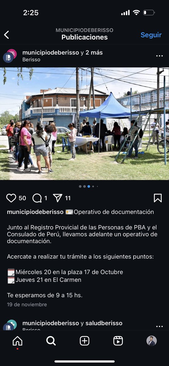 Tomidiazcueto's tweet photo. 🚨 EN BERISSO, TIERRAS SOVIÉTICAS, NOMBRAN DE CONCEJAL A UNA PERUANA Y JURA POR LA PATRIA CON LA BANDERA DE PERÚ 🚨

En la jura hace mención a luchar por más derechos para sus hermanos peruanos. Mientras tanto, reparten documentos a lo loco. https://t.co/G1CmIqQIMf