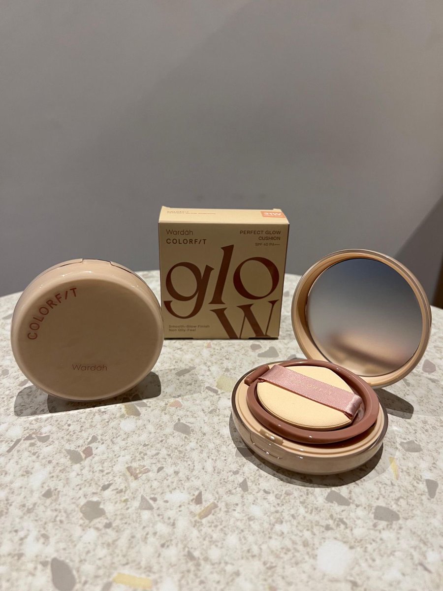 Cushion colorfit wardah balik lagi!

Ini dia yang udah lama direquest sama kalian, The New Wardah Colorfit Perfect Glow Cushion✨

Packagingnya cantik bgt🥹❤️
14 shades, skincare infused, smooth-glow finish! ❤️