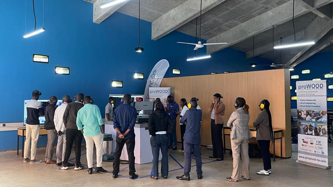 IAF_Wood_Sector's tweet image. To everyone involved, including the NIRDA team, we say thank you. Your commitment and support made this workshop a great success! 🌟 Looking forward to future collaborations. 📷&amp;lt;🤝#CNCWorkshop #Teamwork #Innovation