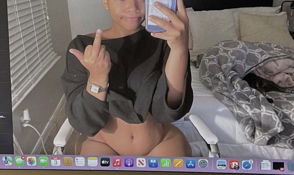 sheisblueit's tweet photo. Raw Sauce 🥵 https://t.co/6vcZiXmTnL
