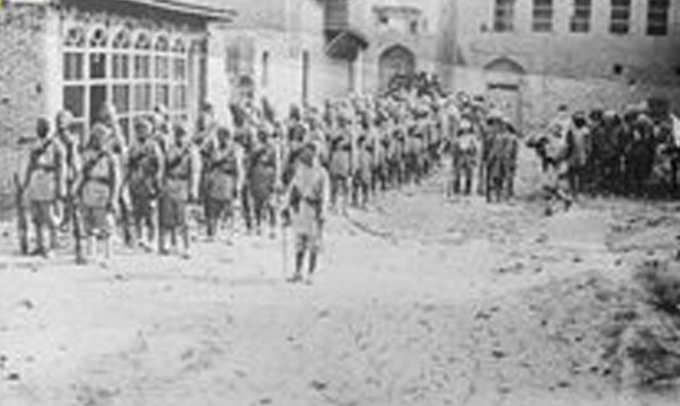 alrashediqq's tweet photo. صور من مدينة الكوت في #العراق عام 1916م ويظهر في الصور الجامع الكبير الذي بني على يد العثمانيين ،ثم قصفه من قبل البريطانيين خلال معارك #الكوت https://t.co/BcmdRUyDoy