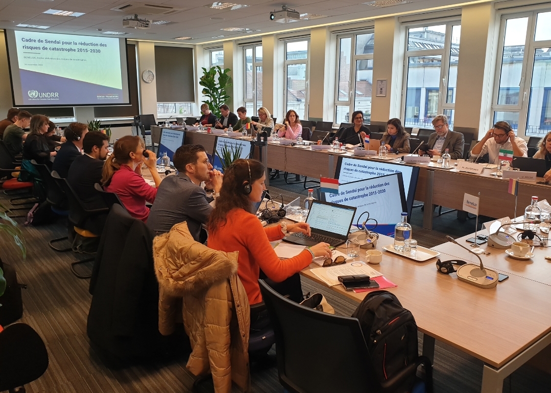 #Benelux - workshop met @LANDNRW gewijd aan het Sandai-kader voor rampenrisicoreductie 2015-2030. ASG <a href="/TilemansMichel/">Michel-Etienne Tilemans</a> benadrukt de bijdrage van regionale samenwerking aan de Europese en internationale reacties op crises. Hartelijk dank aan <a href="/eu_echo/">EU Civil Protection & Humanitarian Aid 🇪🇺</a> en <a href="/UNDRR/">UNDRR</a> voor hun deelname !