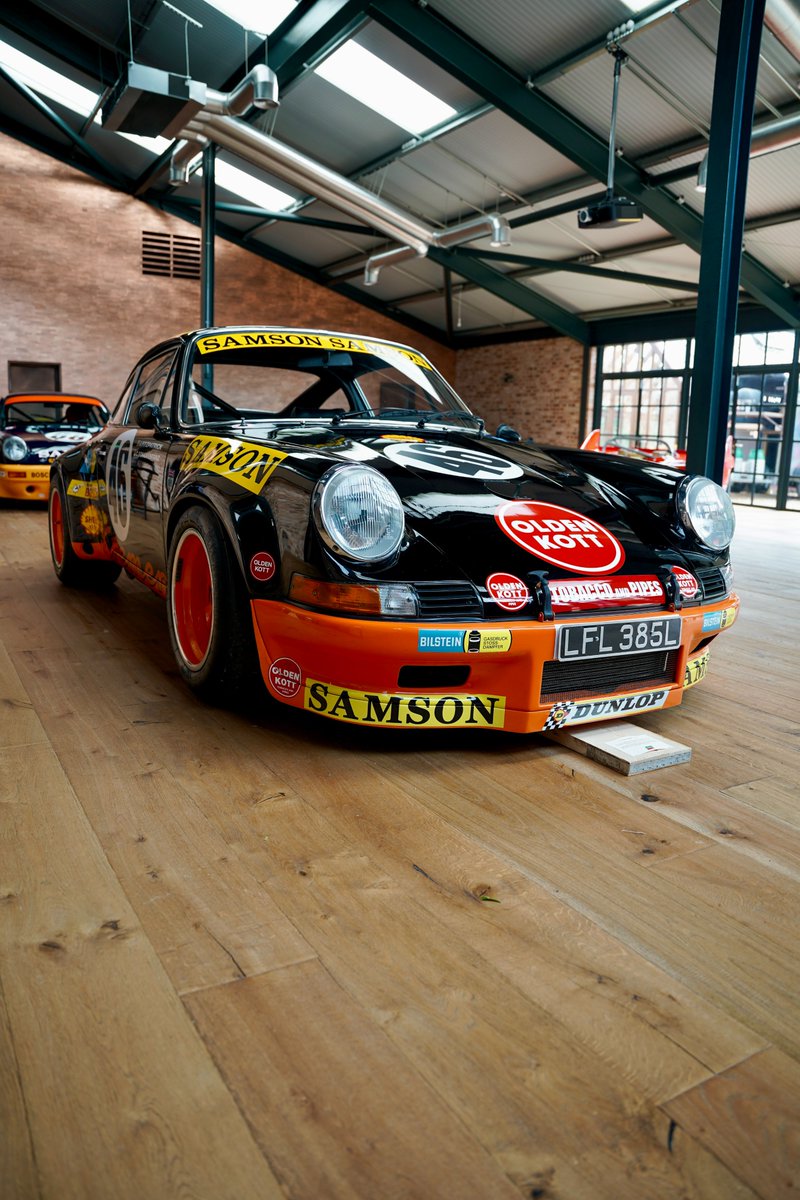 Autofarm's tweet photo. Kream of the Kremer - Another @kremer.racing icon. Is there honestly a more #evocative #911 shape? 🚀
#kremer #kremermotorsport #kremerporsche #megaphonics #megaphonics24 #boxengasse #porschespecialist #downonthefarm #Autofarm #cars @PorscheOwners @pcgb https://t.co/NJaUP8j3YM