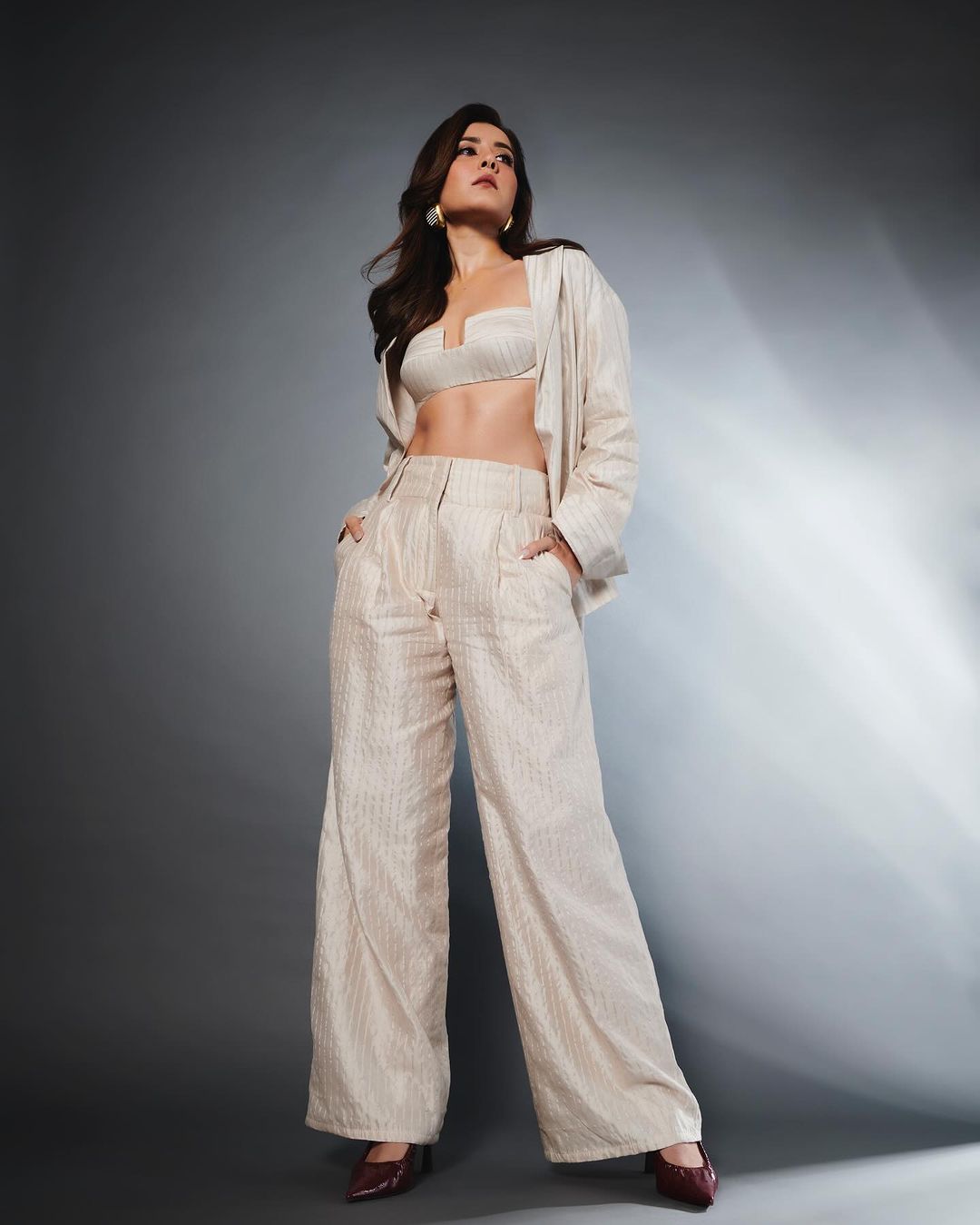 GdUCJXuWkAAwata?format=jpg&name=large