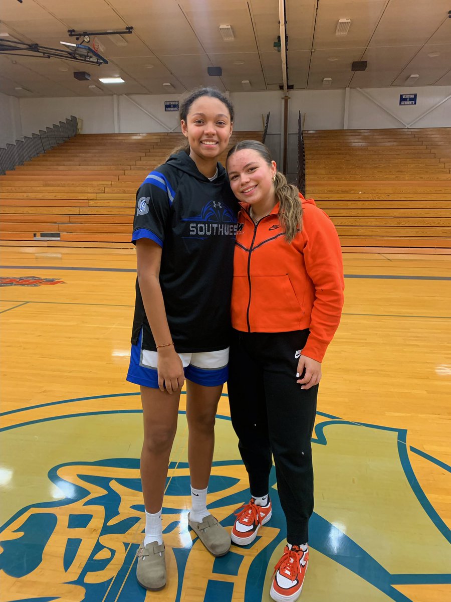 Lisa Van Wyk (@lisamvanwyk) on Twitter photo The support is real! Whether it’s our <a href="/WisconsinBlaze/">Wisconsin Blaze Girls Basketball</a> coaches and trainers or teammates competing against each other we always show up to help each other be our best. I love those smiles Coach Abe, Ally, Wes, Emma, and Alivia! <a href="/AbeSchiek23/">Abe Schiek</a> <a href="/AllysenBuss/">Allysen Buss</a> <a href="/EmmaSzarowicz2/">Emma Szarowicz</a> The support is real! Whether it’s our <a href="/WisconsinBlaze/">Wisconsin Blaze Girls Basketball</a> coaches and trainers or teammates competing against each other we always show up to help each other be our best. I love those smiles Coach Abe, Ally, Wes, Emma, and Alivia! <a href="/AbeSchiek23/">Abe Schiek</a> <a href="/AllysenBuss/">Allysen Buss</a> <a href="/EmmaSzarowicz2/">Emma Szarowicz</a>