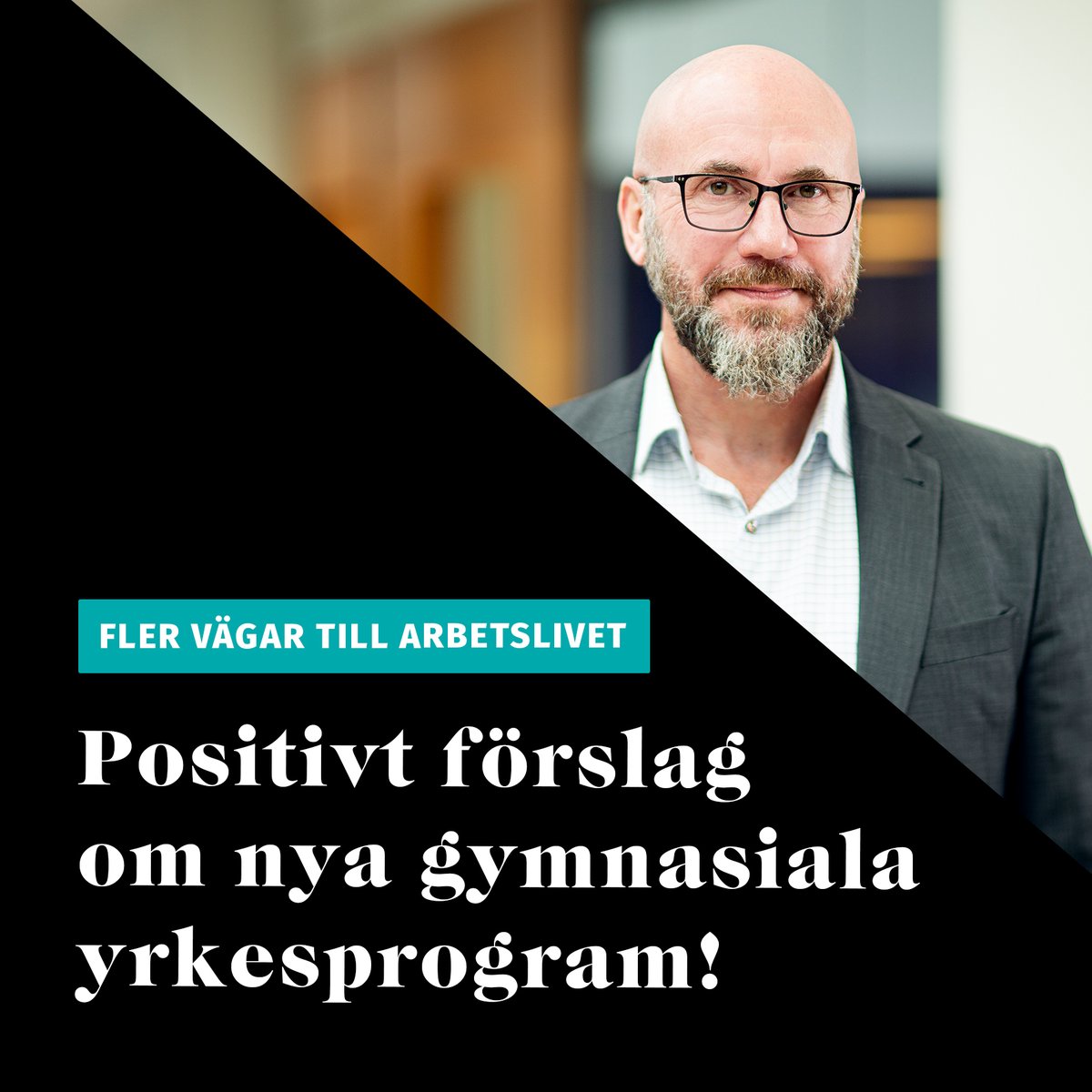 grafiskaforetag's tweet photo. Nya gymnasiala #yrkesprogram med lägre krav är ett förslag som utredningen om fler vägar till arbetslivet föreslår.🏫 Något som vi välkomnar, men betonar vikten av utbildningsbevis, tydliga branschsamarbeten & en prioritering av yrken med behov.✅
https://t.co/36MC15wcKo
#utbpol https://t.co/g2XyPyByJY