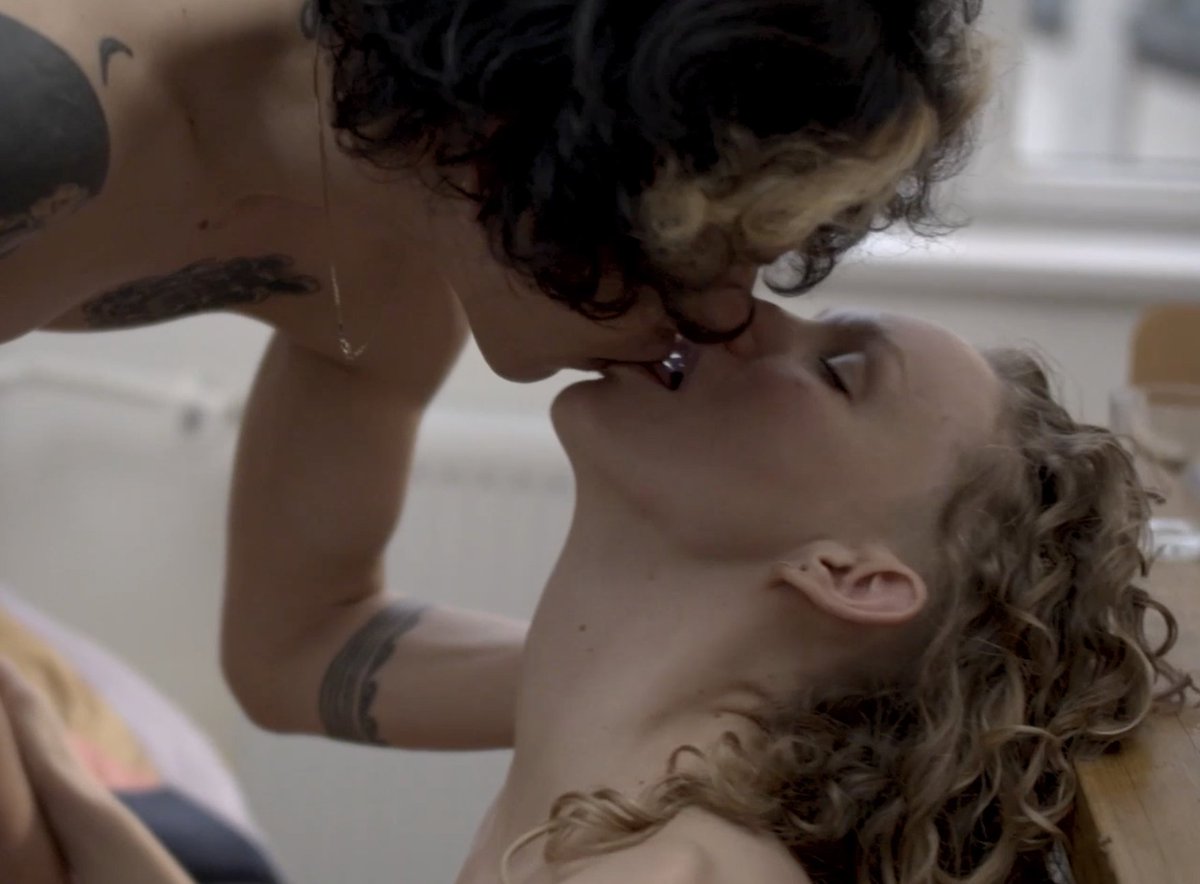 It is baking season! 🧑‍🎄 Go and watch "Slap My Dough" on getcheex.com now for a little inspiration...💦
#SexPositive
#ConsentCulture
#AdultContent