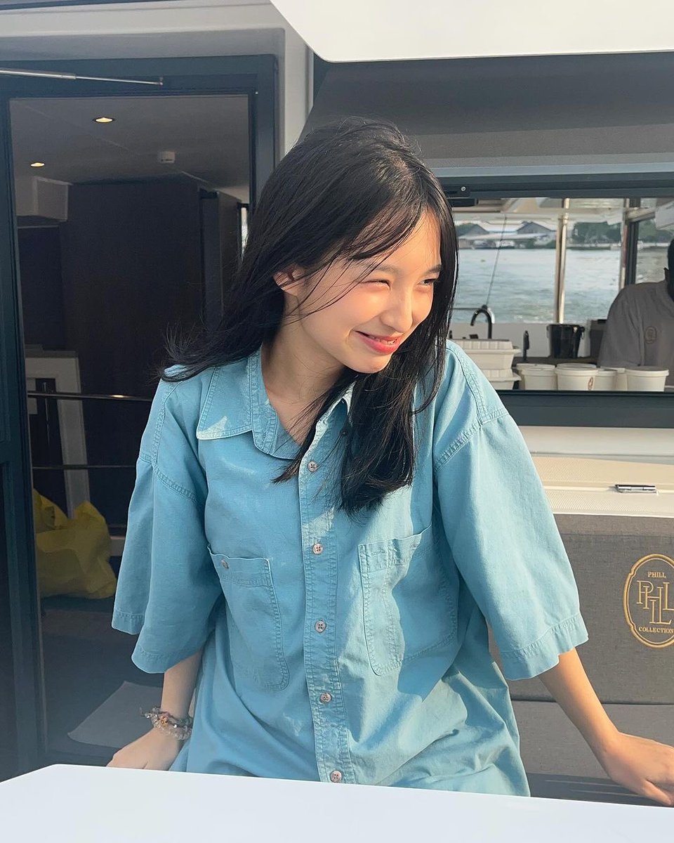 MCSCI_JKT's tweet photo. MENANG HARGA MATI!
#CITYDAY #JANRY @bnk48official 🩵 https://t.co/vkD0HMX7QJ
