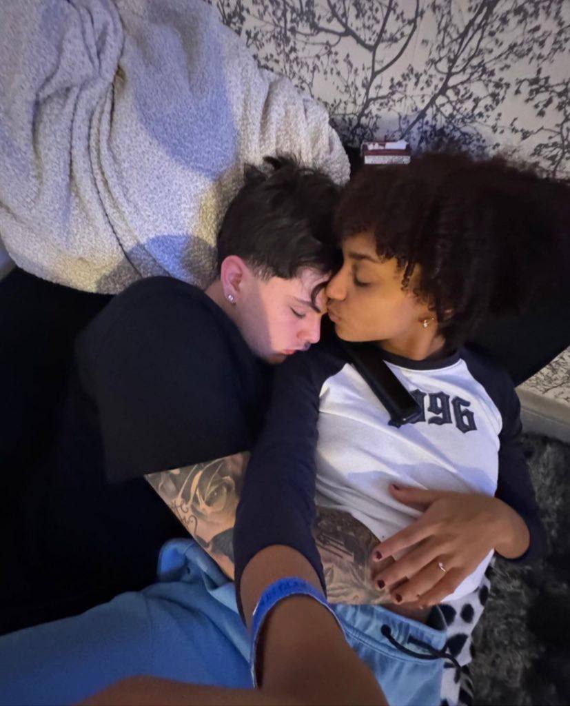 no ma loro troppo troppo belli 😭

#amici24