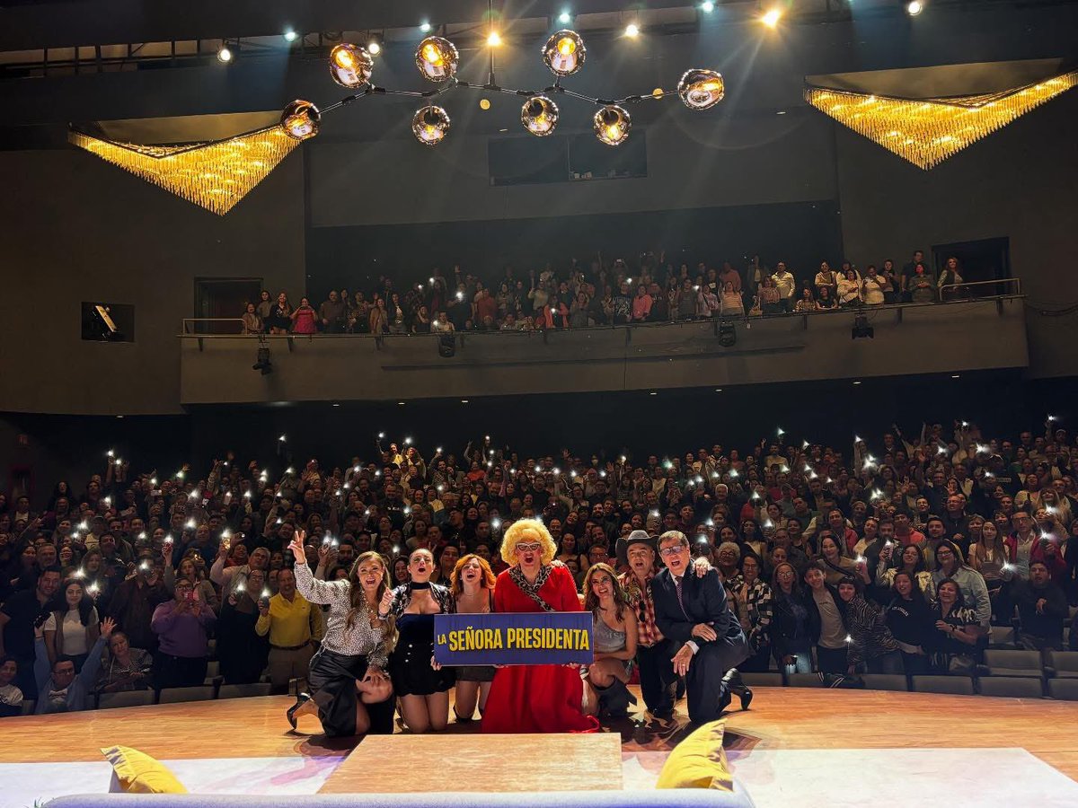 Así cerramos nuestro primer Domingo de <a href="/MxSraPresidenta/">LaSraPresidenta</a>  GRACIAS !!!