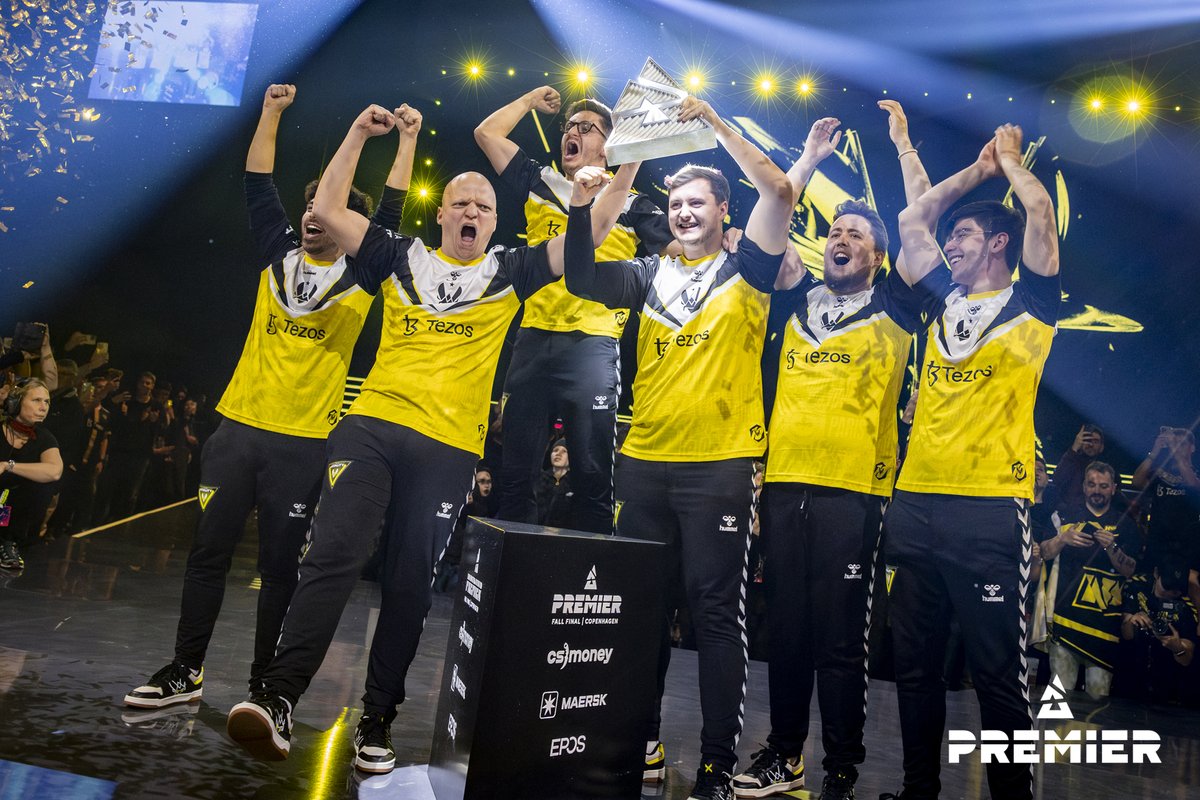 When Bombs Detonate and Dreams Elevate: CSGO Blast Premier Unplugged
