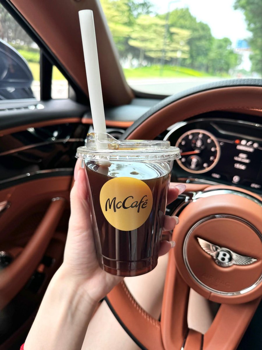 sarousht's tweet photo. "Coffee is like liquid poetry, it flows within us and fuels our creativity" https://t.co/vJKfXLS1UV