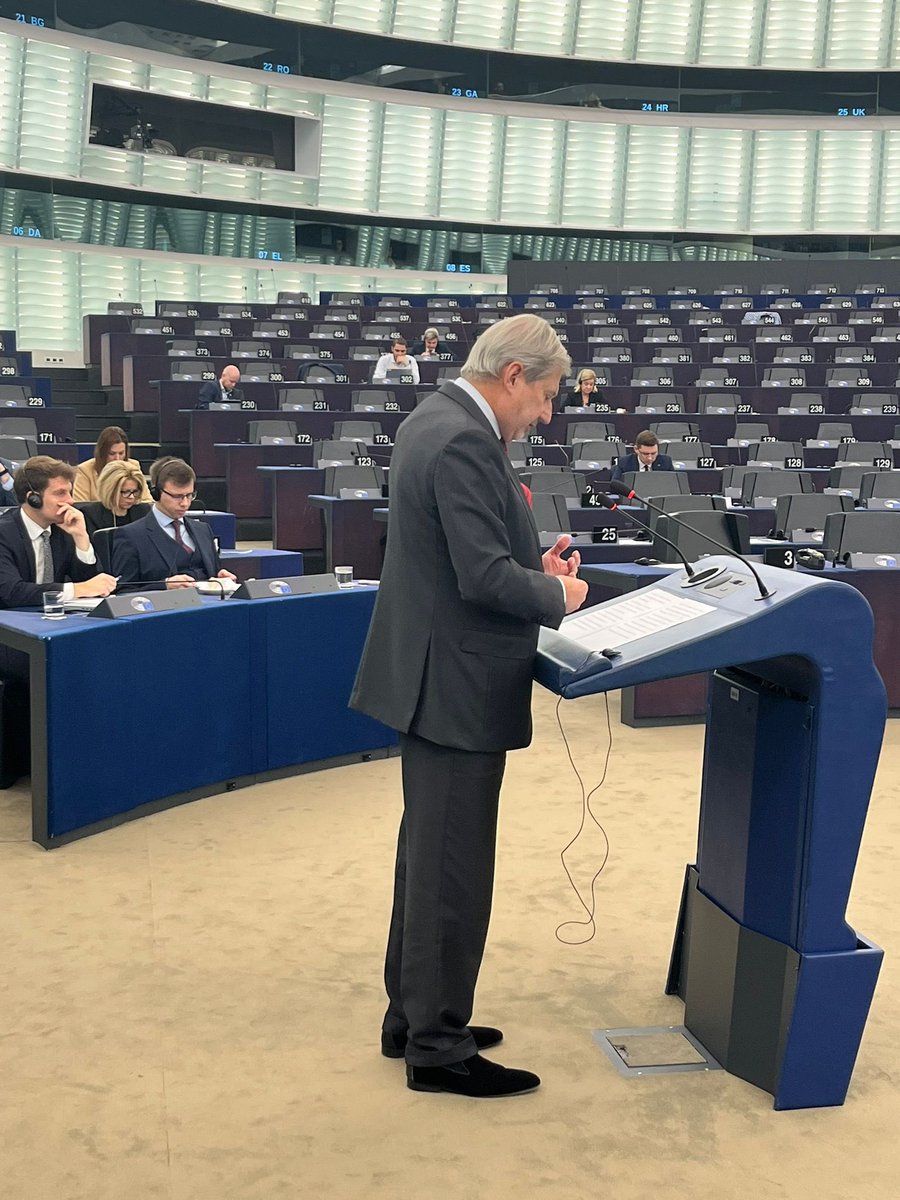 Johannes Hahn tweet media