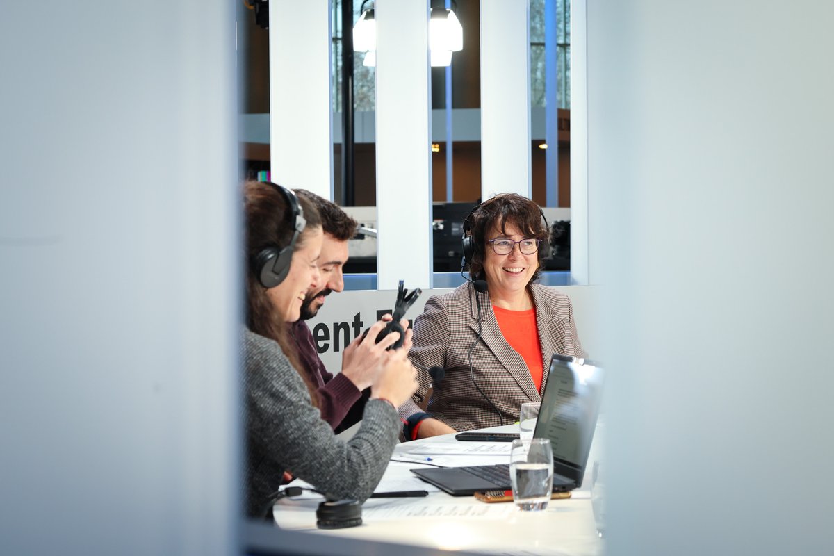 Diana Riba i Giner tweet media