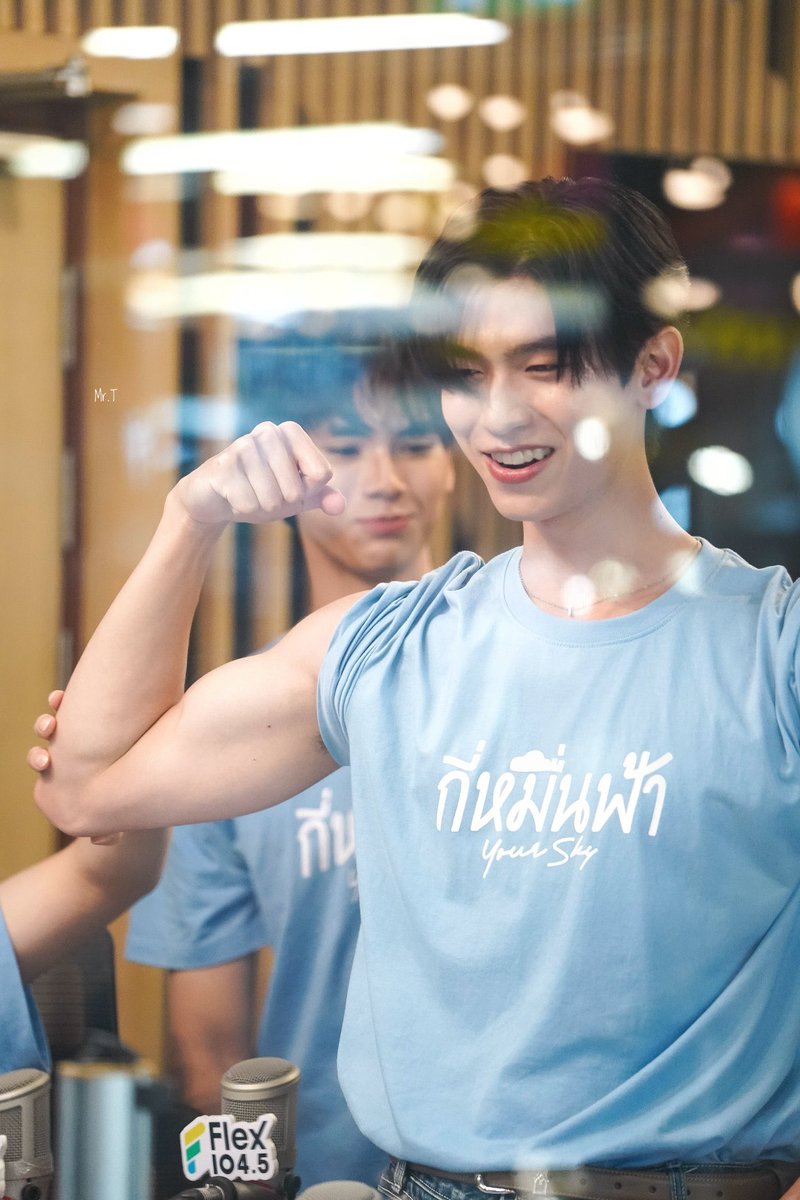 อยากรำให้อู๋กับน้องแพท พระคุณนี้ป้าจะไม่ลืม😌🙏🏻

YOURSKY WITH FLEX
#Flex1045xกี่หมื่นฟ้า
#tthomastc