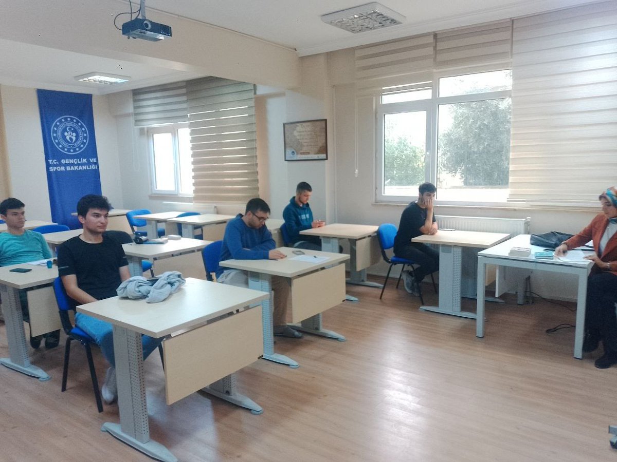 YalovaKYGM's tweet photo. 📍 Yalova Yurdu

Yurdumuzda Diksiyon Kursu eğiticimiz Hatice Ersan Hanım tarafından verilmeye başlanmıştır. https://t.co/iXPlpmQnQx