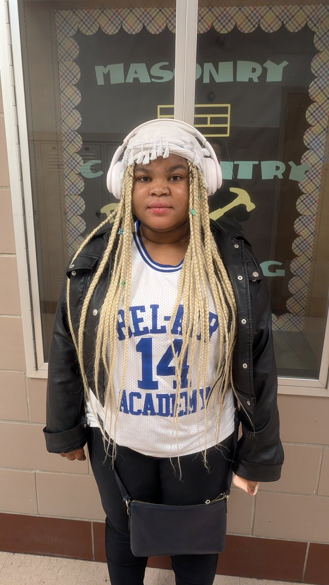 Congratulations to our Build Academy Students of the Month for October 2024: Xander Walker, Tamla Say, and Riziki Songolo! We are incredibly proud of the commitment and excellence demonstrated by these students. Keep up the great work!