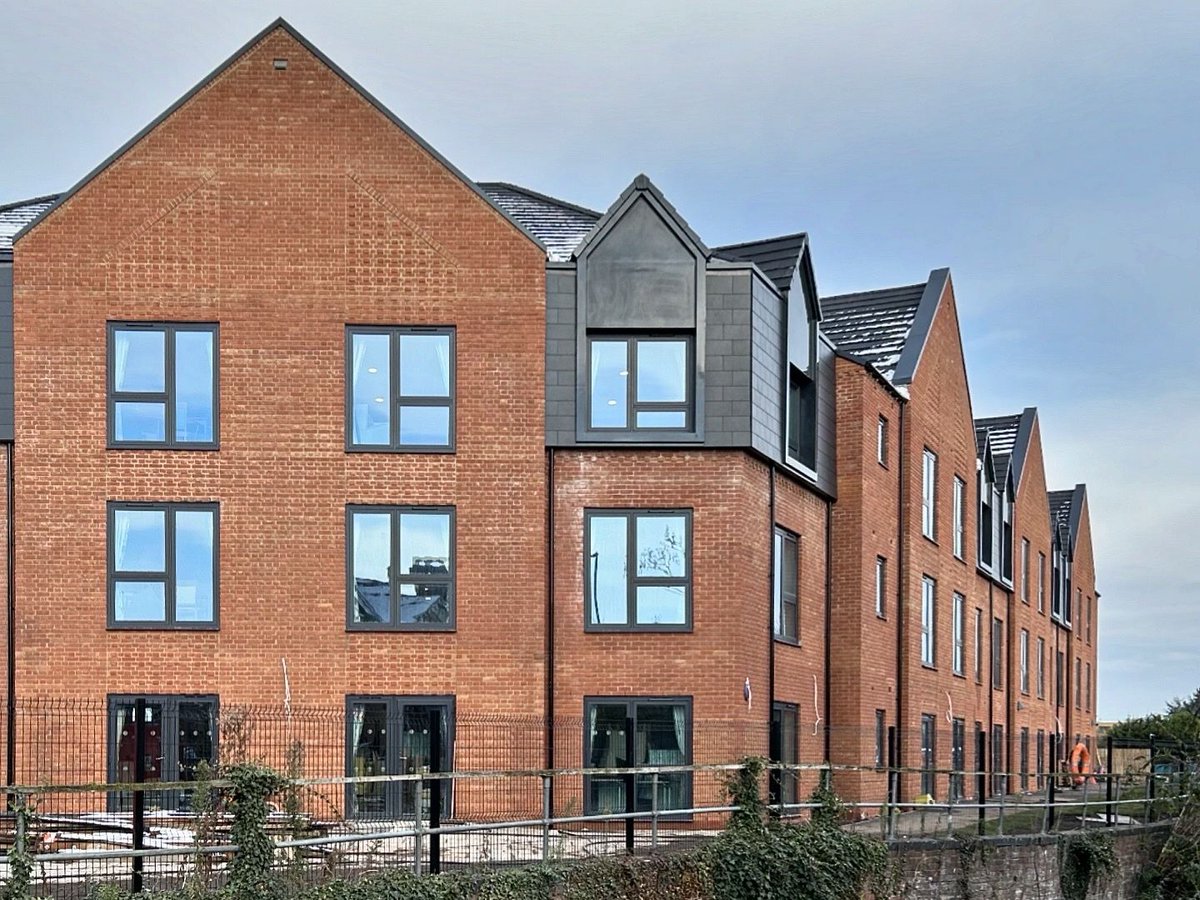 The Lincoln Manor care home is externally complete with internal works approaching completion! External landscaping is well underway, with fencing, railings, hedges and planting starting to be installed 👏 #architecture #Construction