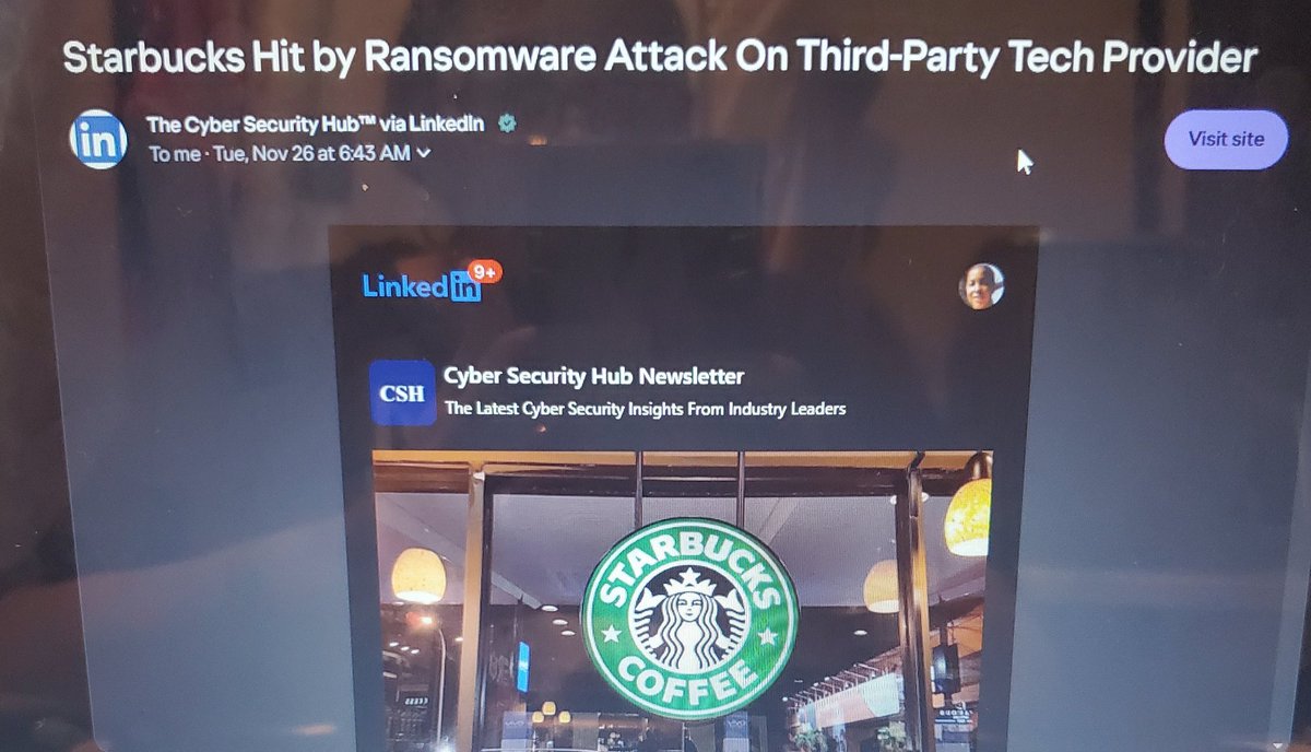 Red_Hot_Retro's tweet photo. Interesting @starbucks maybe stop outsourcing 😒 https://t.co/oMu646y3BF