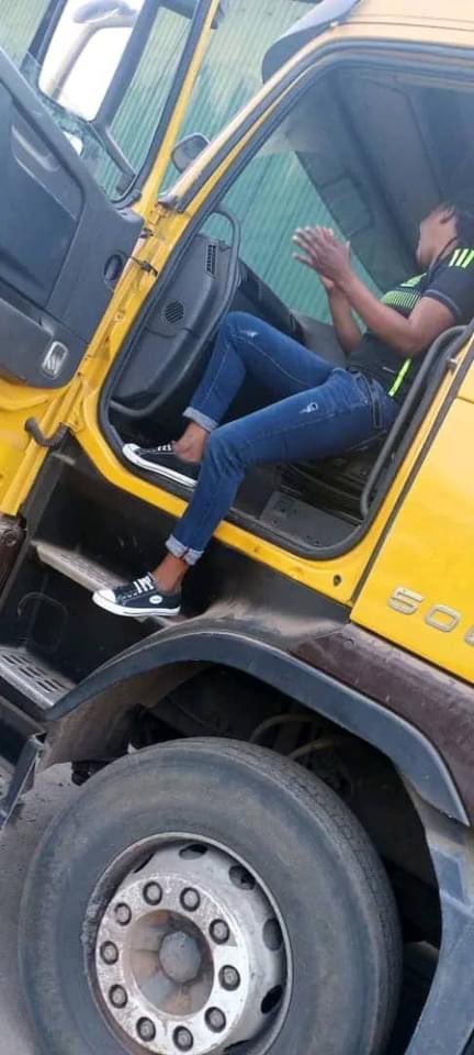 Nice Amon tweet media