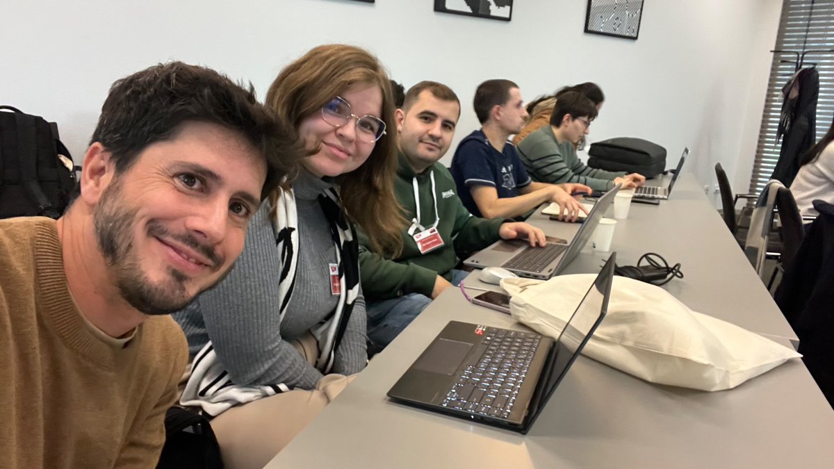 Carlos Badenes-Olmedo tweet media