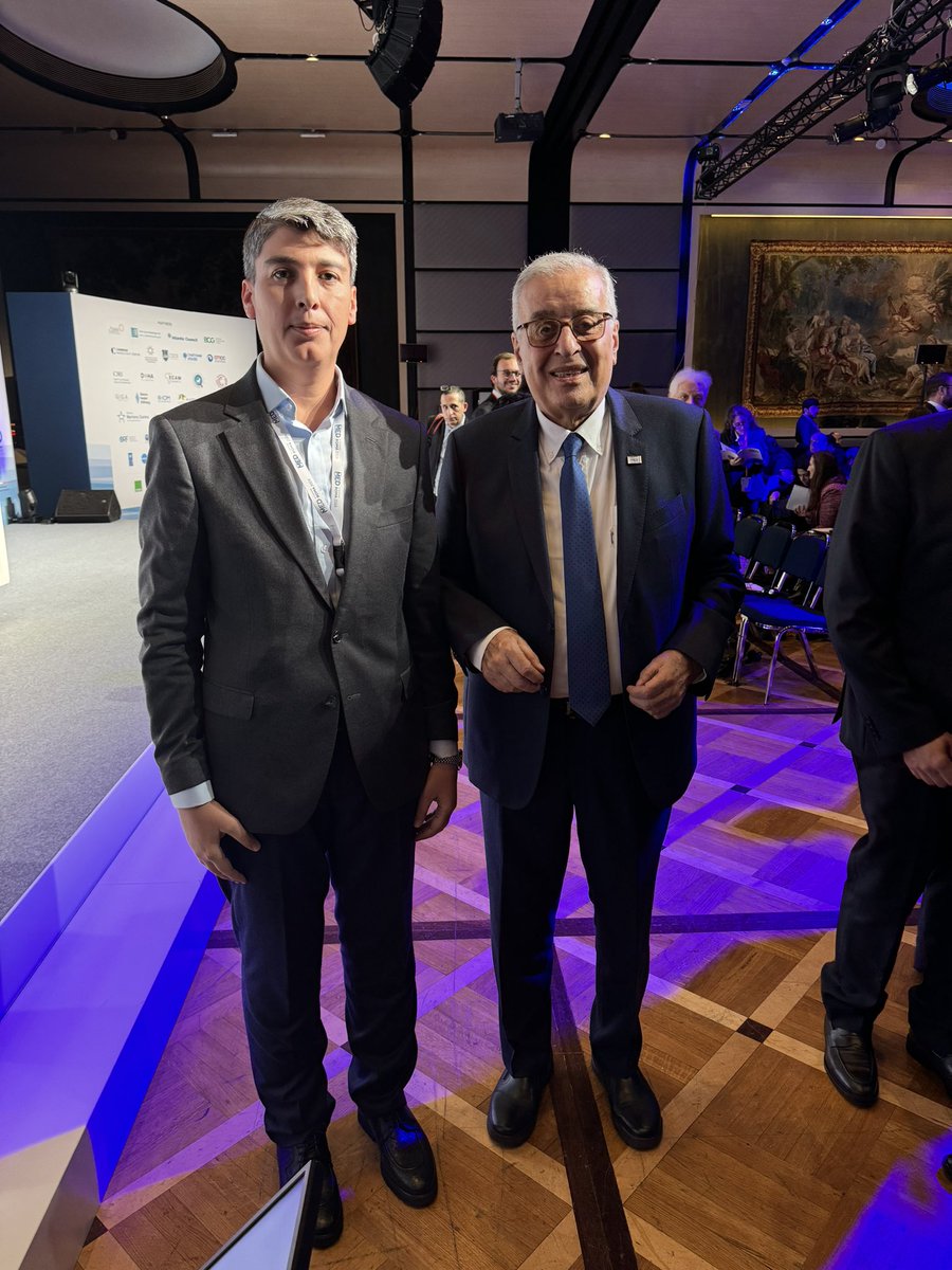 Mediterranean Dialogues kapsamında #Roma’da, #Lübnan Dışişleri ve Diaspora Bakanı Sayın Abdallah Bou Habib ile bir araya geldik. Görüşmede vakfımızın Lübnan’daki insani yardım çalışmaları ve bölgede yürüttüğü insani #diplomasi faaliyetlerine dair bilgi paylaşımında bulunduk.