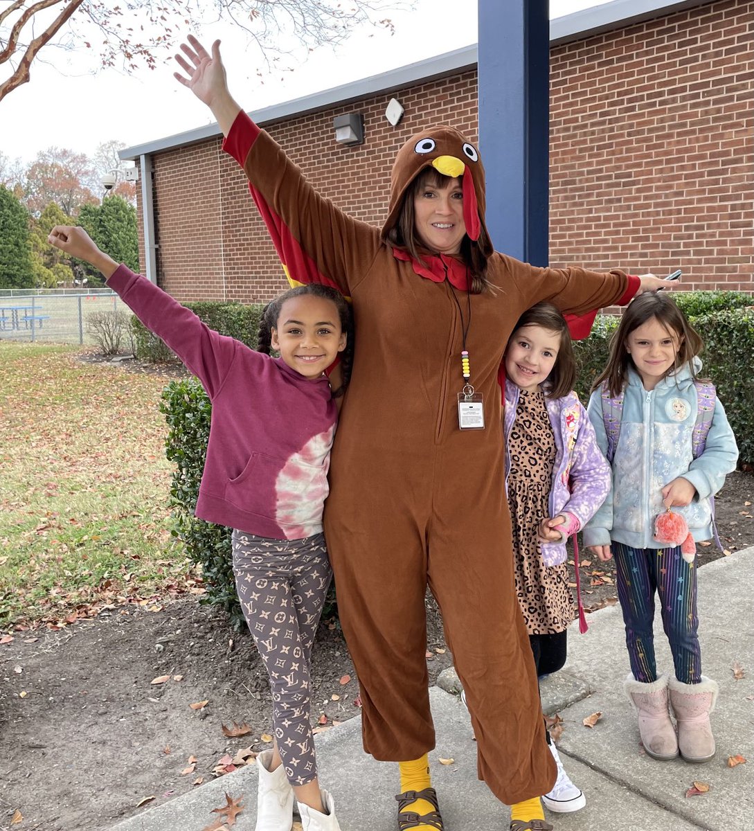 Brianne Nelson (@pmes_lms) on Twitter photo There is no better way to start your day than a photo with the PMES Turkey 🦃 It is going to be a feather-tastic day! <a href="/pmesvb/">Pembroke Meadows VB</a> <a href="/Tajkirsch/">Tara Kirsch</a> There is no better way to start your day than a photo with the PMES Turkey 🦃 It is going to be a feather-tastic day! <a href="/pmesvb/">Pembroke Meadows VB</a> <a href="/Tajkirsch/">Tara Kirsch</a>