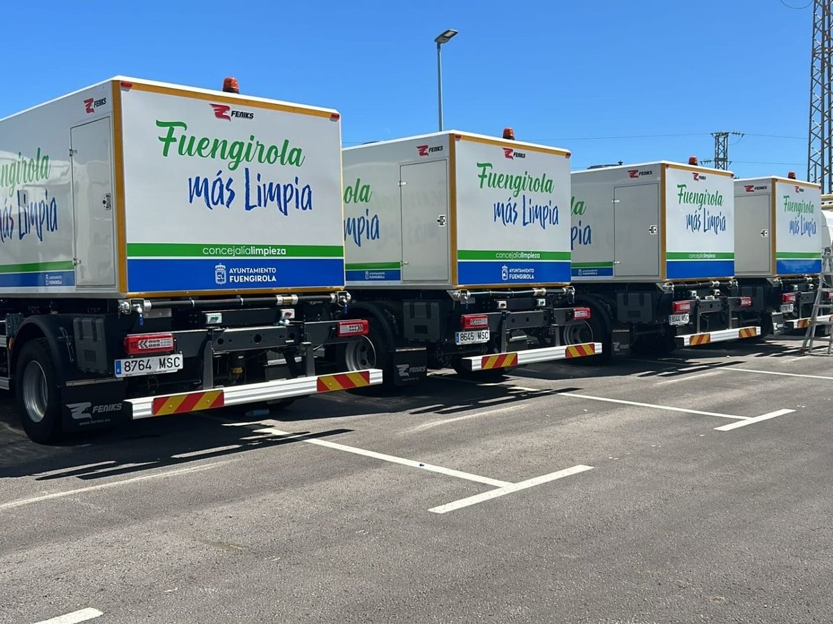 Feniks_CyS's tweet photo. 6 baldeadoras entregadas al Ayto. de @fuengirola, ya se encuentran reforzando los servicios de #LimpiezaUrbana en la ciudad.💯
Estos equipos están diseñados para máximizar la eficiencia en la limpieza de calles, plazas y áreas públicas, ayudando a mantener un entorno limpio.💪 https://t.co/a22reeMPBM