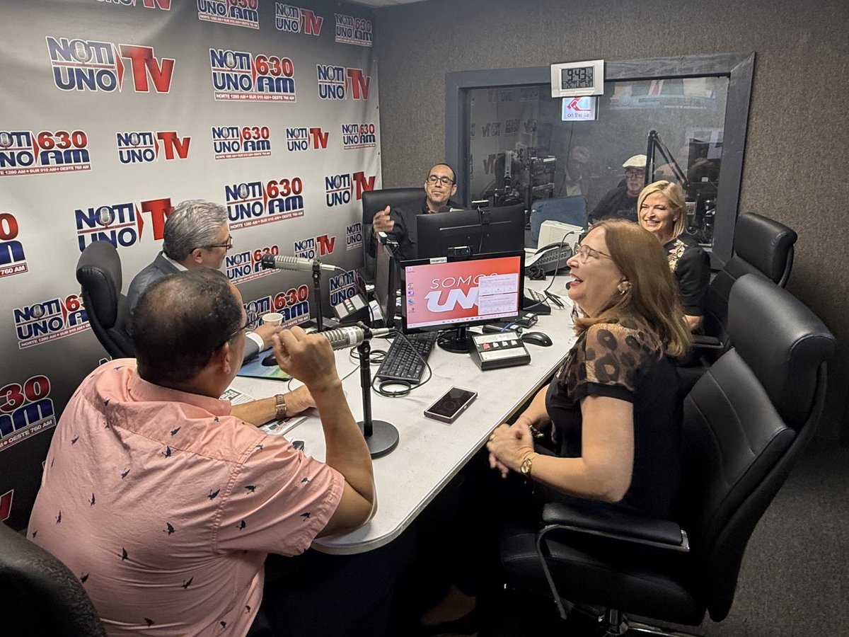 EN VIVO | Ahora en <a href="/NotiUno/">NotiUno 630</a> 630 AM, estaré junto a la <a href="/prsecfamilia/">Ciení Rodríguez Troche</a>, Ciení Rodríguez, hablando sobre el Plan de Reconstrucción Social y Prevención de la Violencia y la campaña Puerto Rico Eres Tú. ¡Conéctate!  

notiuno.com/escuchar-en-vi…