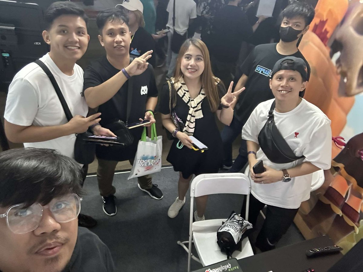 Why web3 games should work with @daoric_io?

If you partner with us, you will have the full backing of our community.

We literally go the extra mile to provide value

during the recently held <a href="/YGGPlaySummit/">YGG Play Summit</a> our friends from <a href="/AuroryProject/">Aurory: Amiko Legends</a> asked us to help with their booth, and
