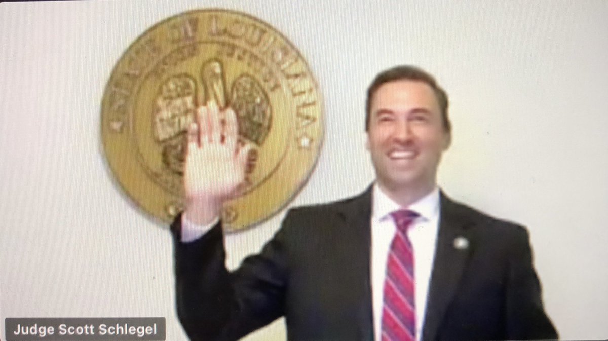 🚨 New software lets you send an AI avatar to video calls while you work behind the scenes. Your digital twin maintains perfect eye contact &amp; composure while you... do whatever.

Cool for meetings. Terrifying for court testimony. Imagine a witness checking docs &amp; getting coached