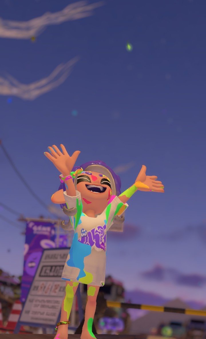 simxmo's tweet image. #스플래툰_트친소 #스플래툰3_트친소
시작한지 3개월 좀 넘은 뉴비문어예요🐙
연어런 좋아하고 로커를 열심히 꾸밉니다···
같이 게임해주실분🥹💙